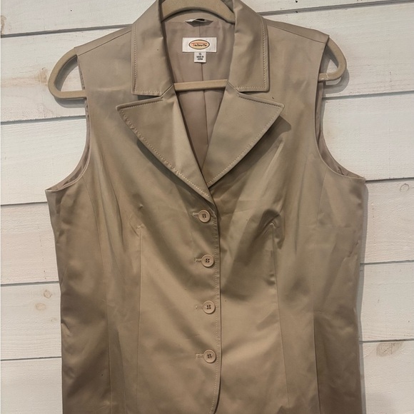 Talbots Tan Sleeveless Button-Down Vest in size 16. Great condition! - Picture 2 of 11
